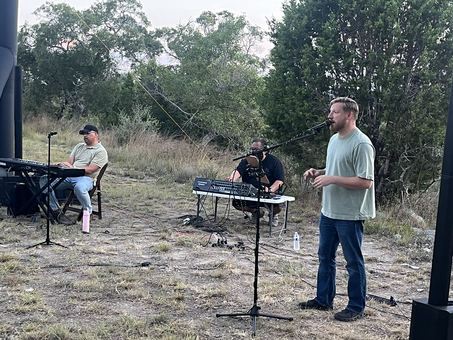 Zach explains 10 Days and introduces Crossroads Community Church